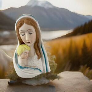 Ceramic Virgin Mother Mary Madonna and Child Baby Jesus Night Light Vintage